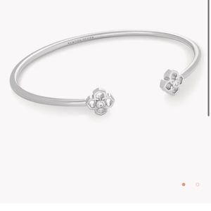 Kendra Scott bracelet